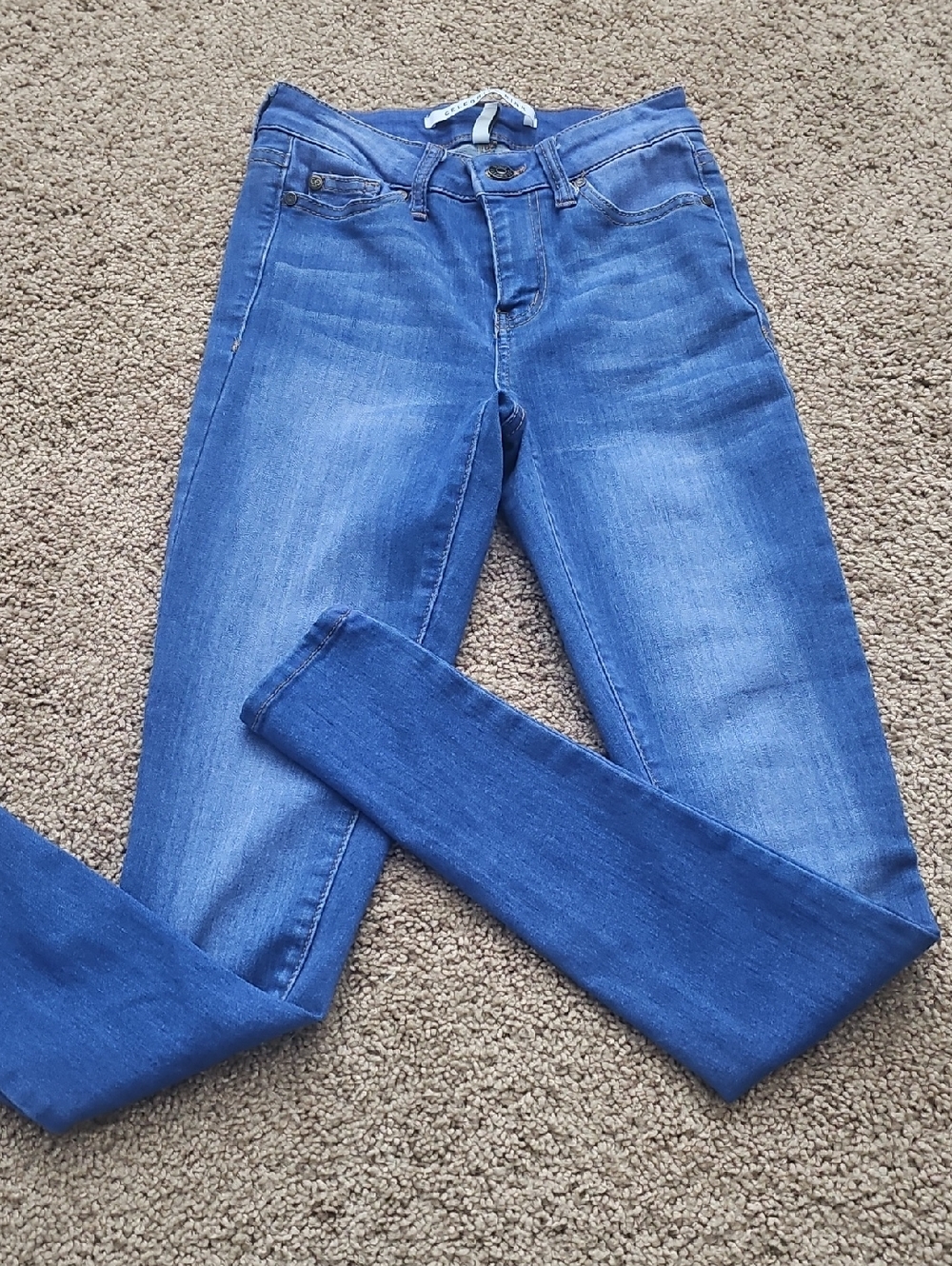 Celebrity Pink Classic Mid Blue Skinny Jeans